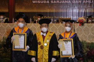 WISUDA STIE PEMUDA 2021